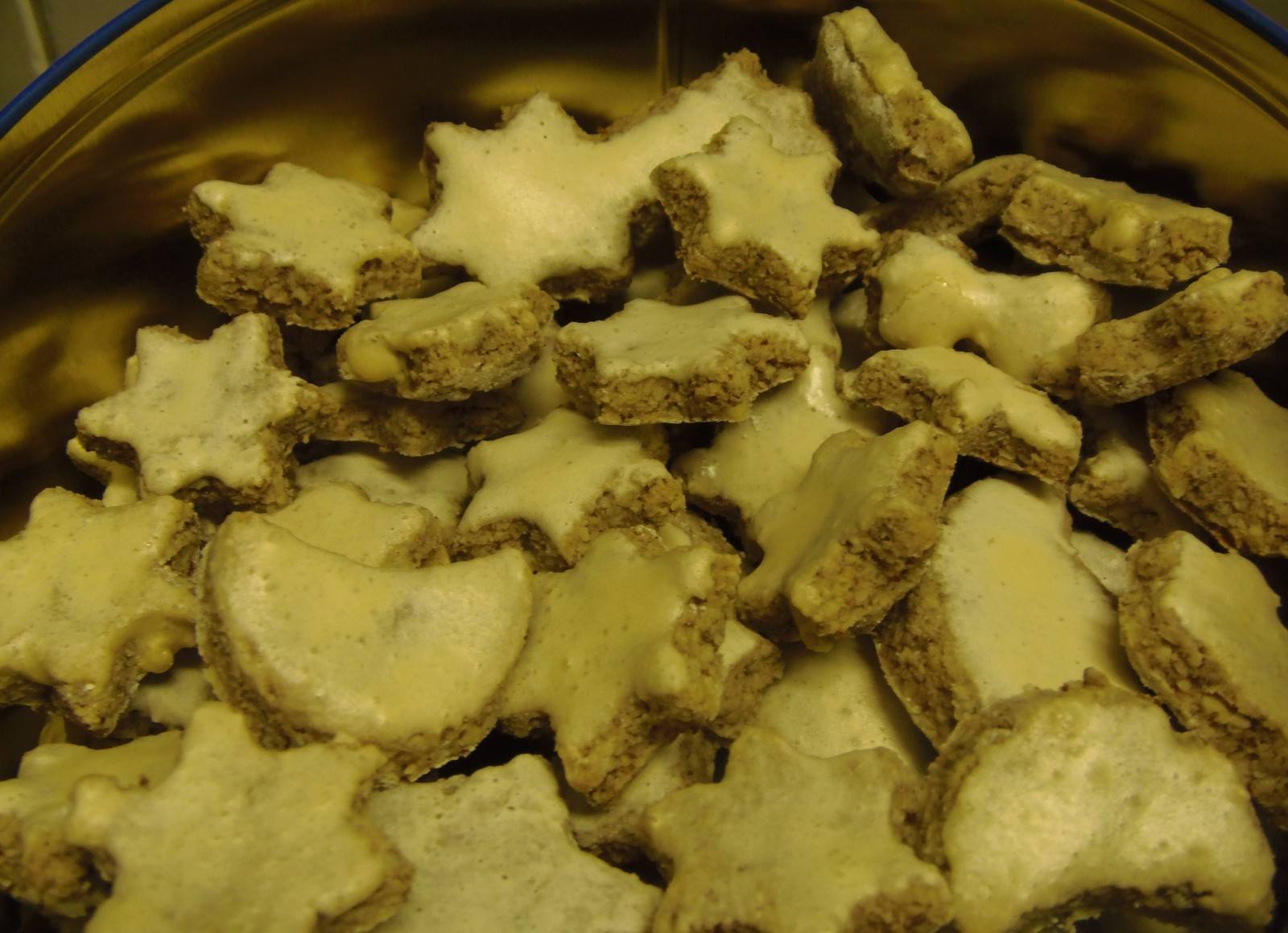 Mandel-Zimtsterne Rezept - ichkoche.at Mandel-Zimtsterne Rezept - ichkoche.at