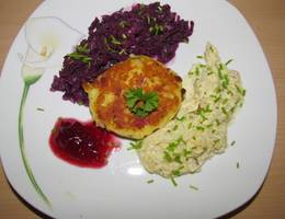 Reibetascherln mit Yin & Yang vom Kraut Reibetascherln mit Yin & Yang vom Kraut