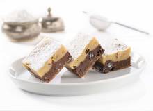 Blondie-Brownie-Kuchen Blondie-Brownie-Kuchen