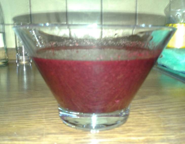 Hollerröster mit Apfel und Zwetschke Hollerröster mit Apfel und Zwetschke