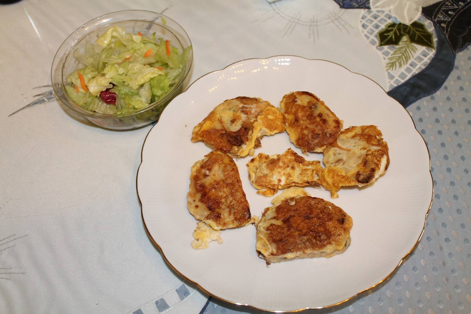 Geschmalzene Semmelknödel