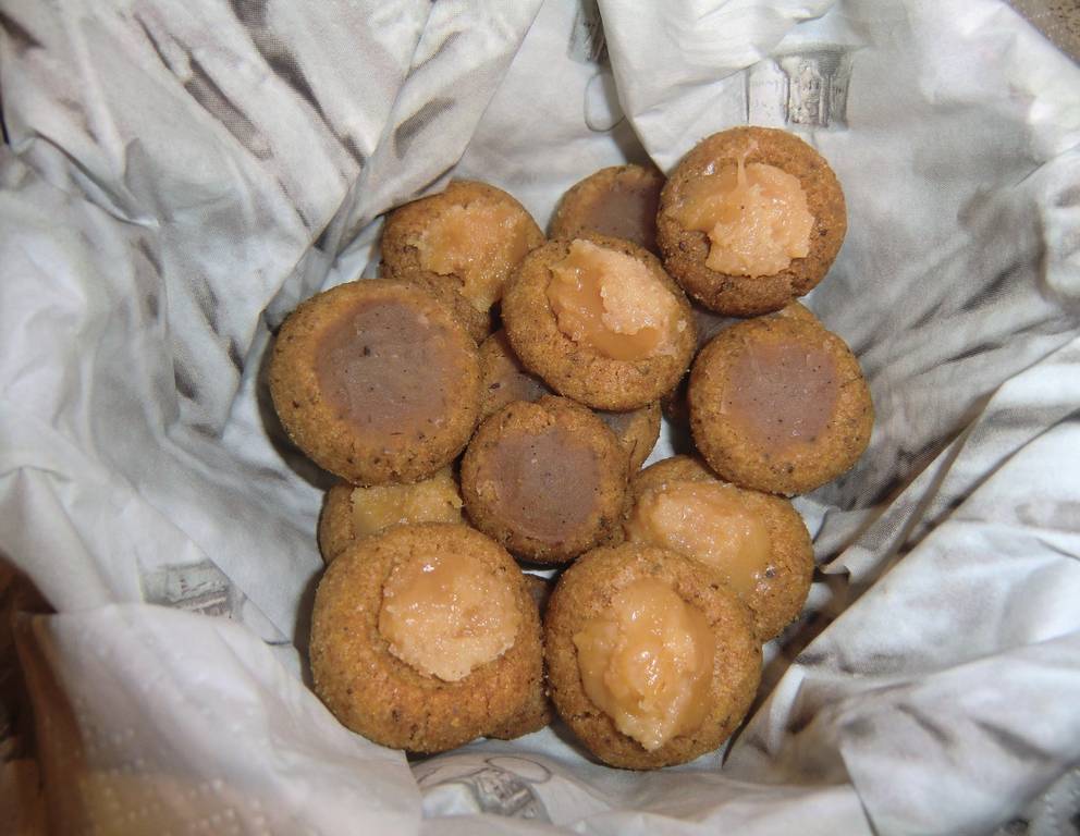 Orangenhusarenkrapferl mit Karamell- und Maronimarmelade Orangenhusarenkrapferl mit Karamell- und Maronimarmelade