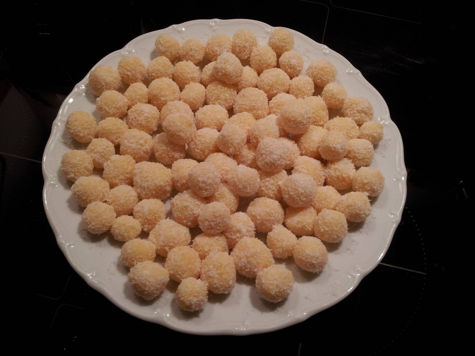 Eier-Likör-Kugerl Rezept - ichkoche.at Eier-Likör-Kugerl Rezept - ichkoche.at