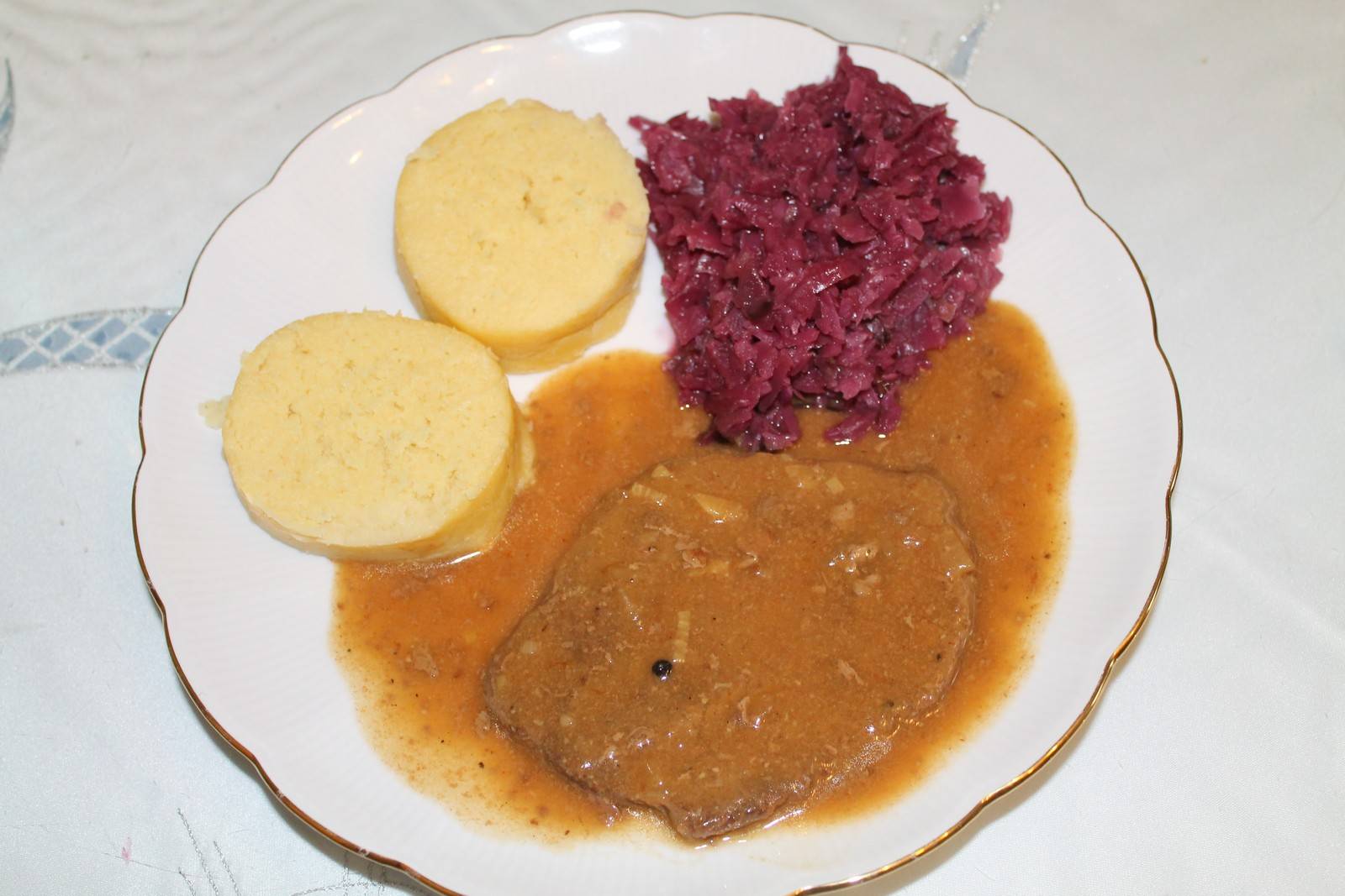 Rindsschnitzel mit Rahm