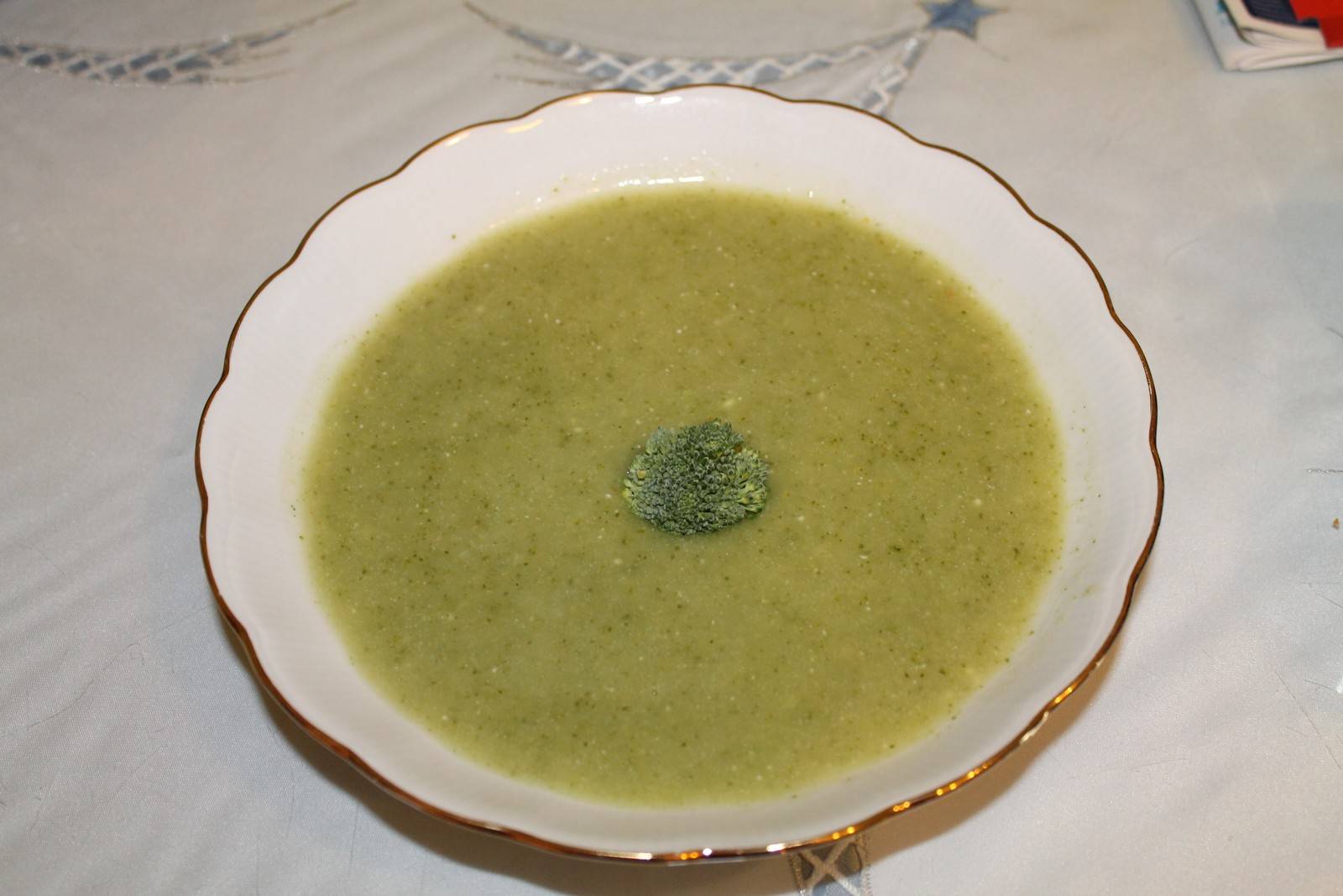Brokkolicremesuppe Rezept - ichkoche.de