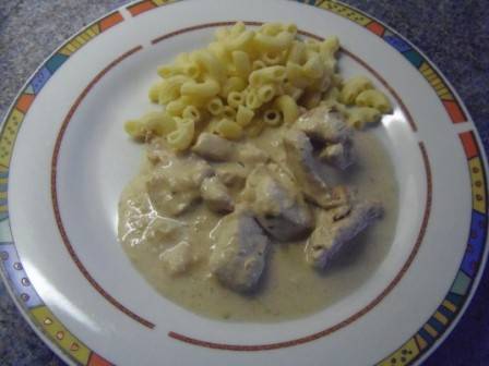 Putengeschnetzeltes in Frischkäse-Soße Rezept - ichkoche.de Putengeschnetzeltes in Frischkäse-Soße Rezept - ichkoche.de