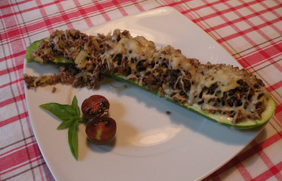 Zucchini mit Sojafülle