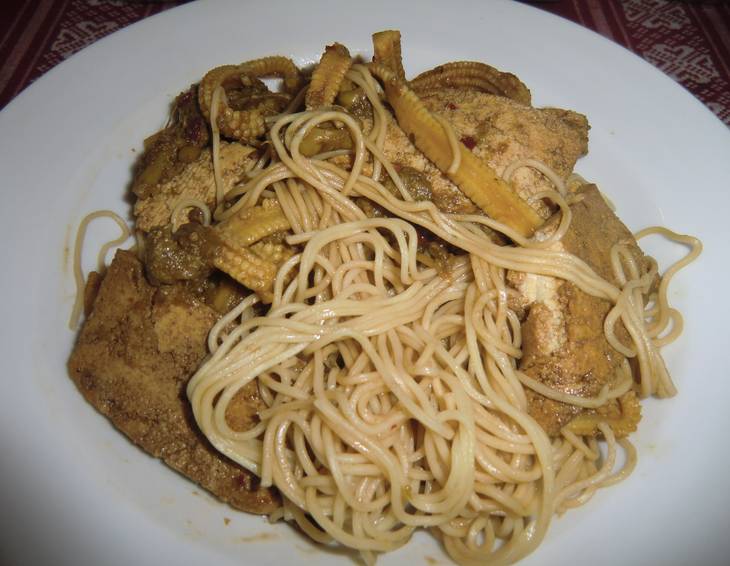 Tofu-Nudelpfanne Tofu-Nudelpfanne