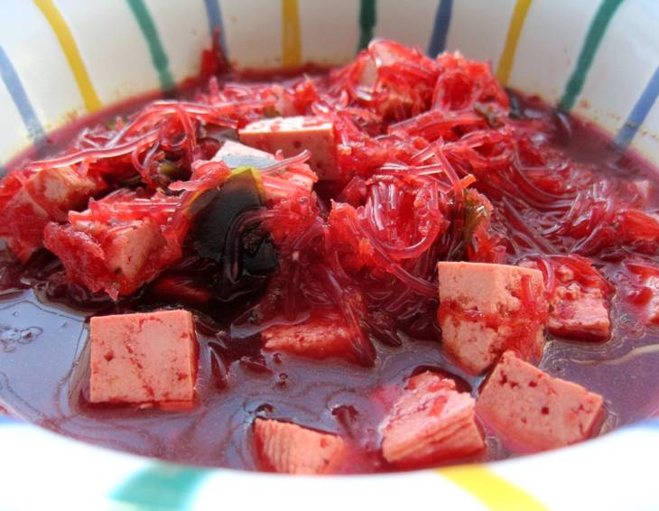 Misosuppe mit Karotten und Roten Rüben