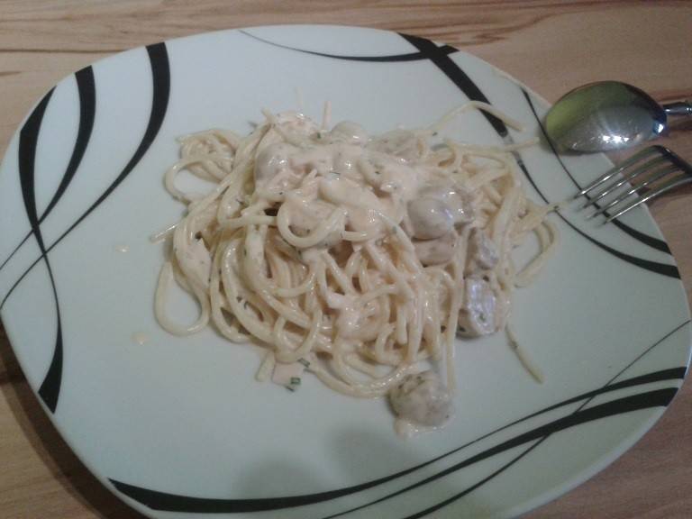 Nudeln mit Champignon-Obers-Currysoße Rezept - ichkoche.de Nudeln mit Champignon-Obers-Currysoße Rezept - ichkoche.de