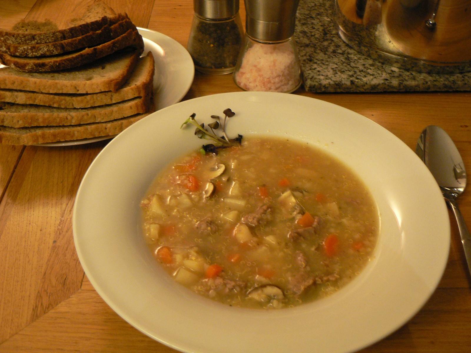 Polnische Graupensuppe - Krupnik