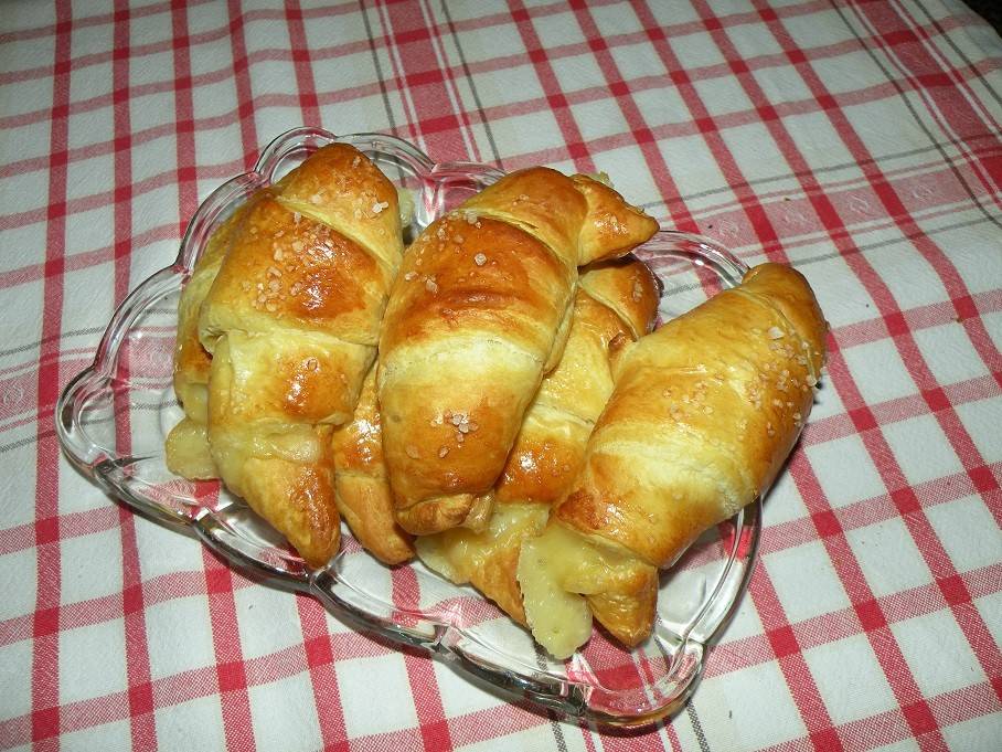 Käsekipferl Rezept - ichkoche.ch Käsekipferl Rezept - ichkoche.ch