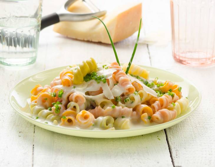 Nudeln mit Käsesauce Nudeln mit Käsesauce