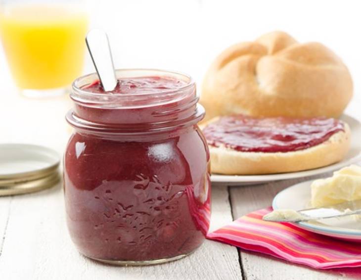 Kaltgerührte Himbeermarmelade Kaltgerührte Himbeermarmelade
