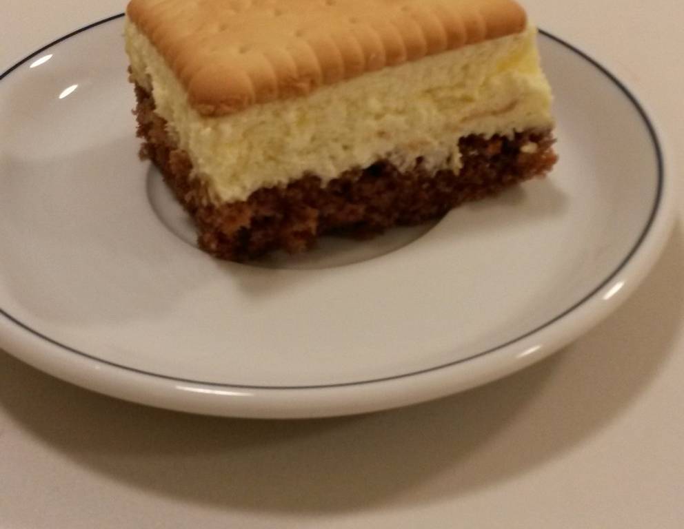 Schoko-Butterkeksschnitten Schoko-Butterkeksschnitten