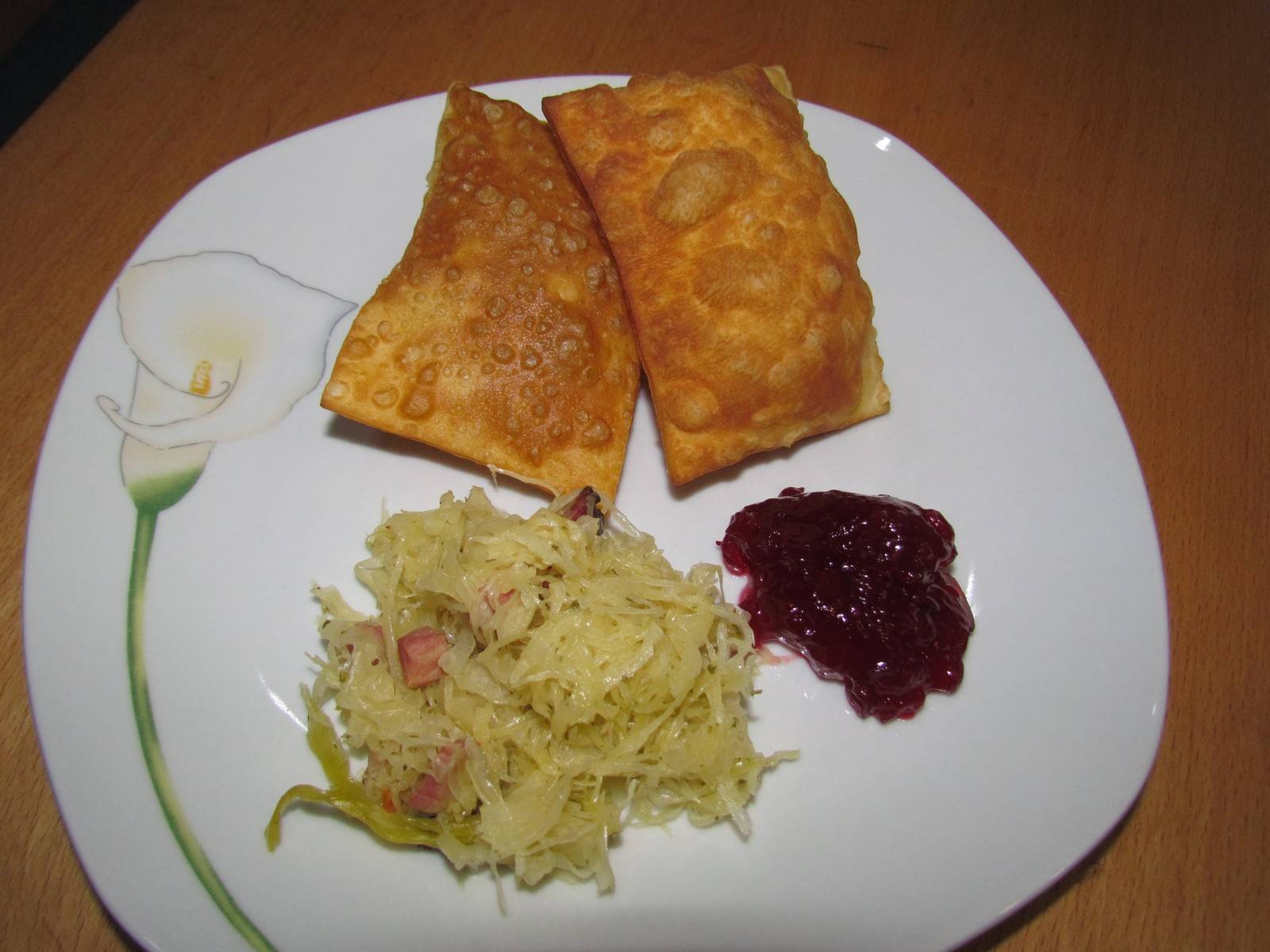 Blattl-Kiachl mit Sauerkraut wie zu Hause