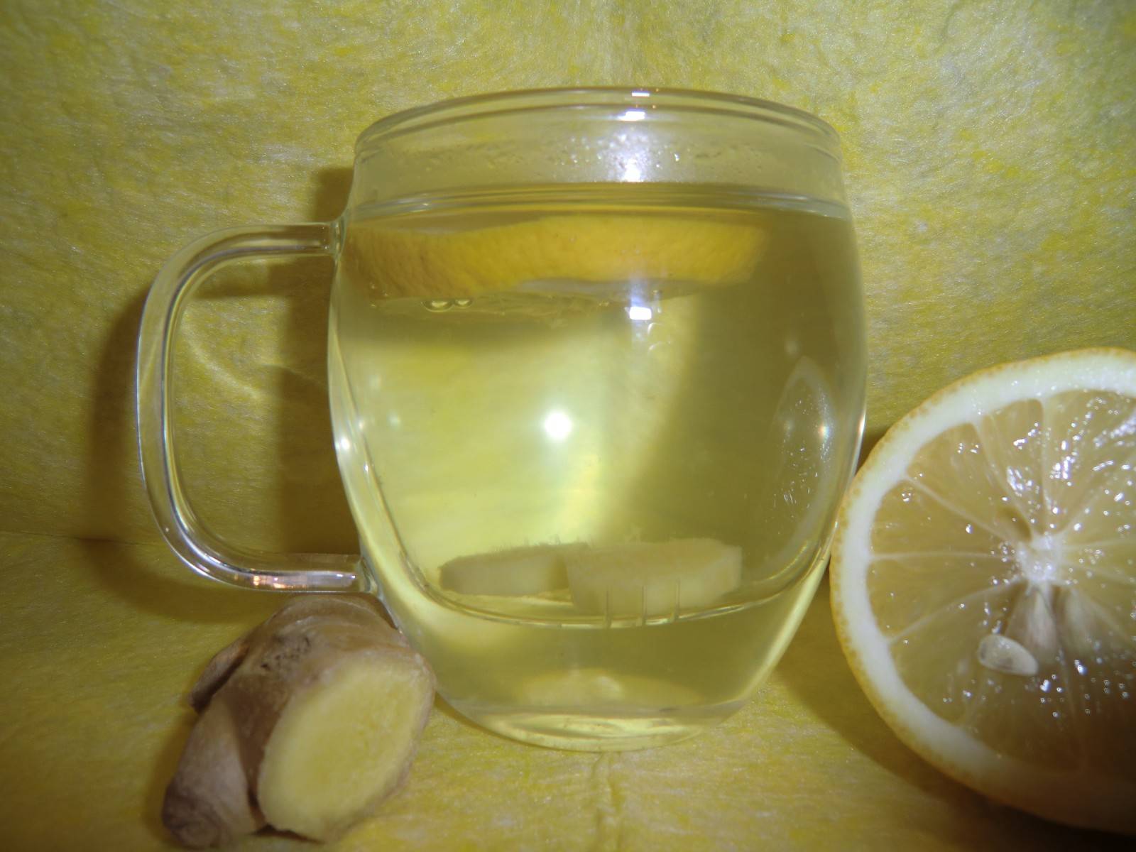 Zitronen-Ingwer-Tee