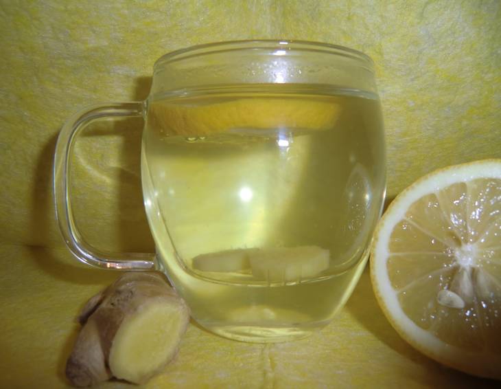 Zitronen-Ingwer-Tee Zitronen-Ingwer-Tee