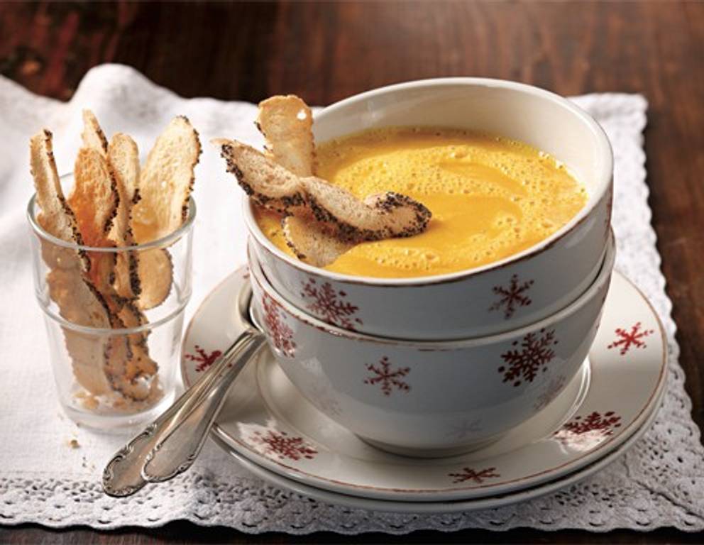 Orangen-Karotten Suppe Orangen-Karotten Suppe