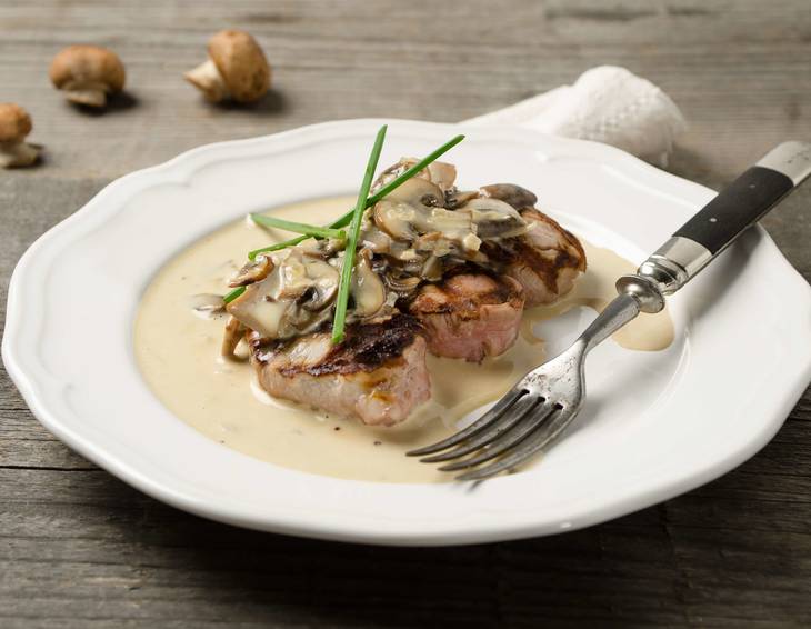 Kalbsfilets in Champignonrahmsauce Kalbsfilets in Champignonrahmsauce