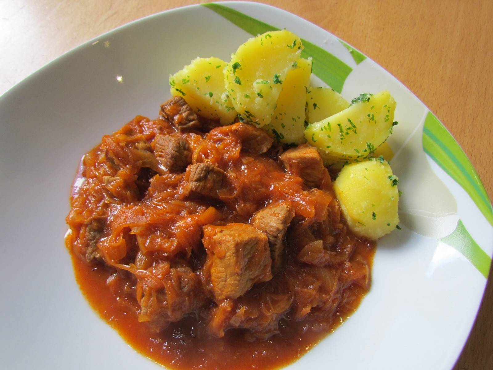 Szegediner Gulasch