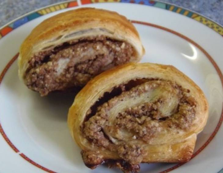 Nuss-Zimt-Schnecken Nuss-Zimt-Schnecken