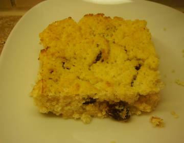 Süßer Hirseauflauf mit Rosinen Süßer Hirseauflauf mit Rosinen