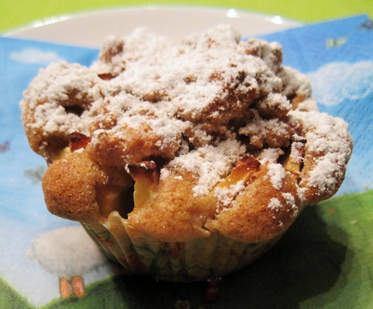 Apfelmuffins mit Streusel Rezept - ichkoche.de
