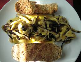 Auberginensalat mit Knoblauchdressing Auberginensalat mit Knoblauchdressing