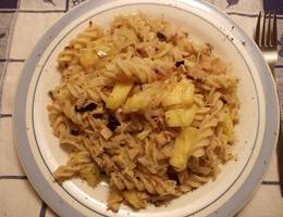 Ananas-Kraut-Fusilli Ananas-Kraut-Fusilli