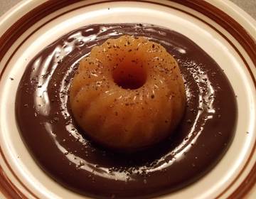 Apfelhupf auf Schokospiegel Apfelhupf auf Schokospiegel