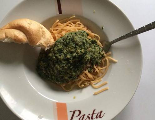 Bärlauch-Pesto Rezept - ichkoche.ch