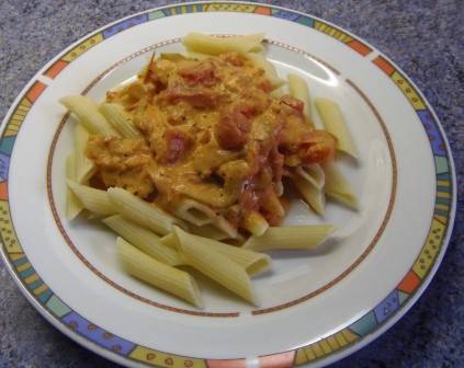 Penne mit Paprika-Tomaten-Sauce Rezept - ichkoche.ch Penne mit Paprika-Tomaten-Sauce Rezept - ichkoche.ch