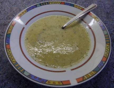 Grießsuppe mit Ei Rezept - ichkoche