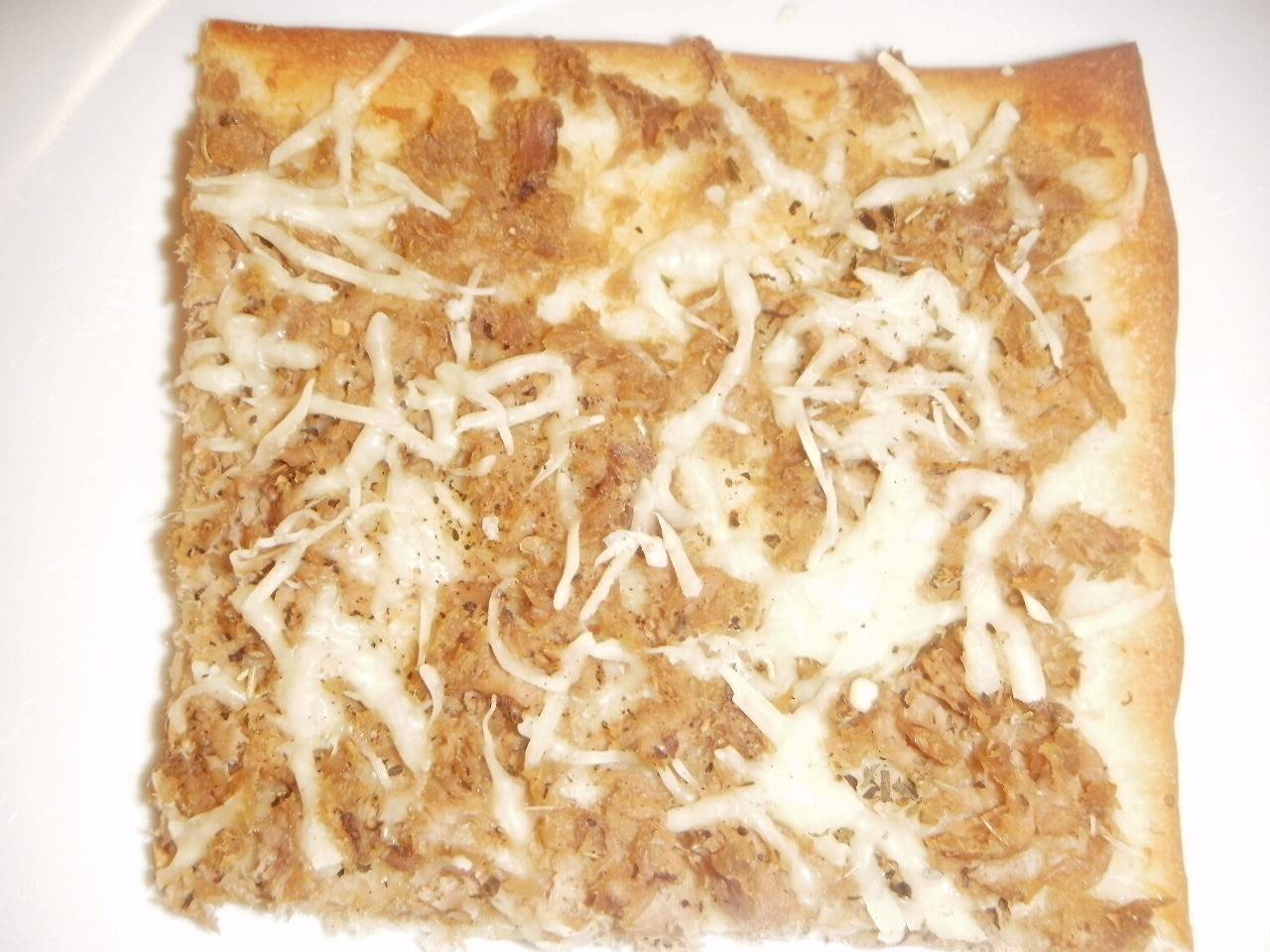 Thunfisch-Käse-Pizza