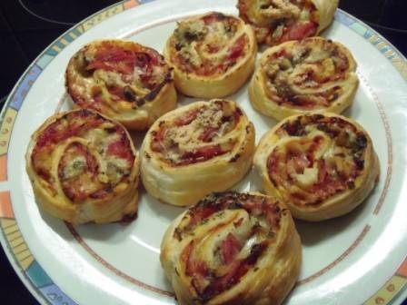 Pizzaschnecken Rezept - ichkoche.de Pizzaschnecken Rezept - ichkoche.de