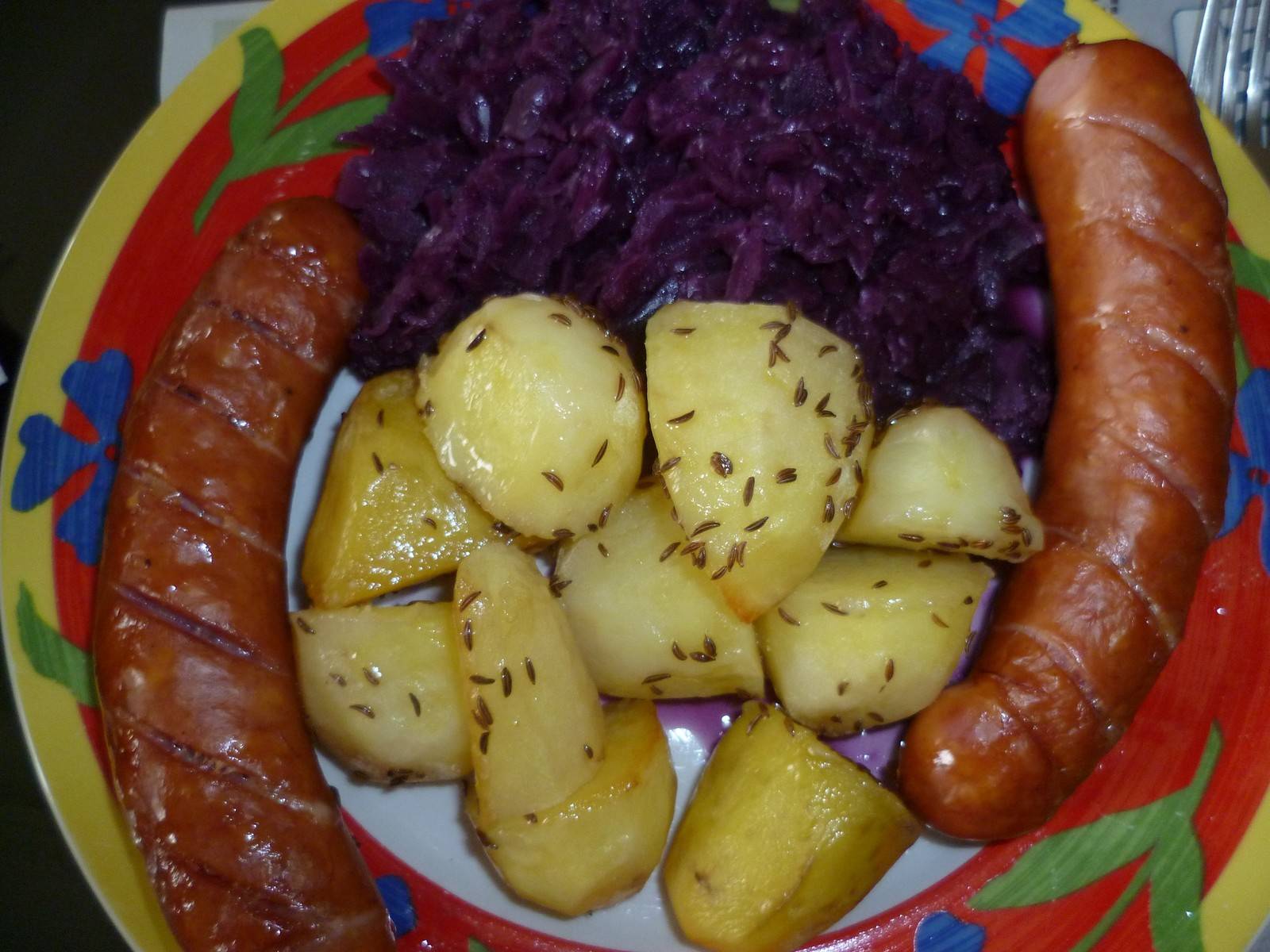 Würstel-Erdäpfel-Blech