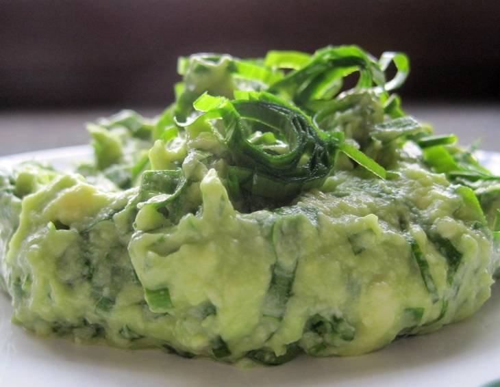Bärlauch-Avocado-Aufstrich Bärlauch-Avocado-Aufstrich