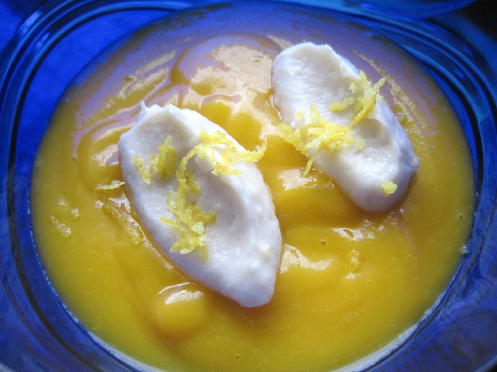 Mangomus mit Cashewnockerln Rezept - ichkoche.ch