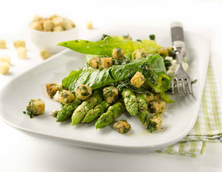 Gegrillter Spargel mit Orangen-Croûtons-Gremolata Gegrillter Spargel mit Orangen-Croûtons-Gremolata