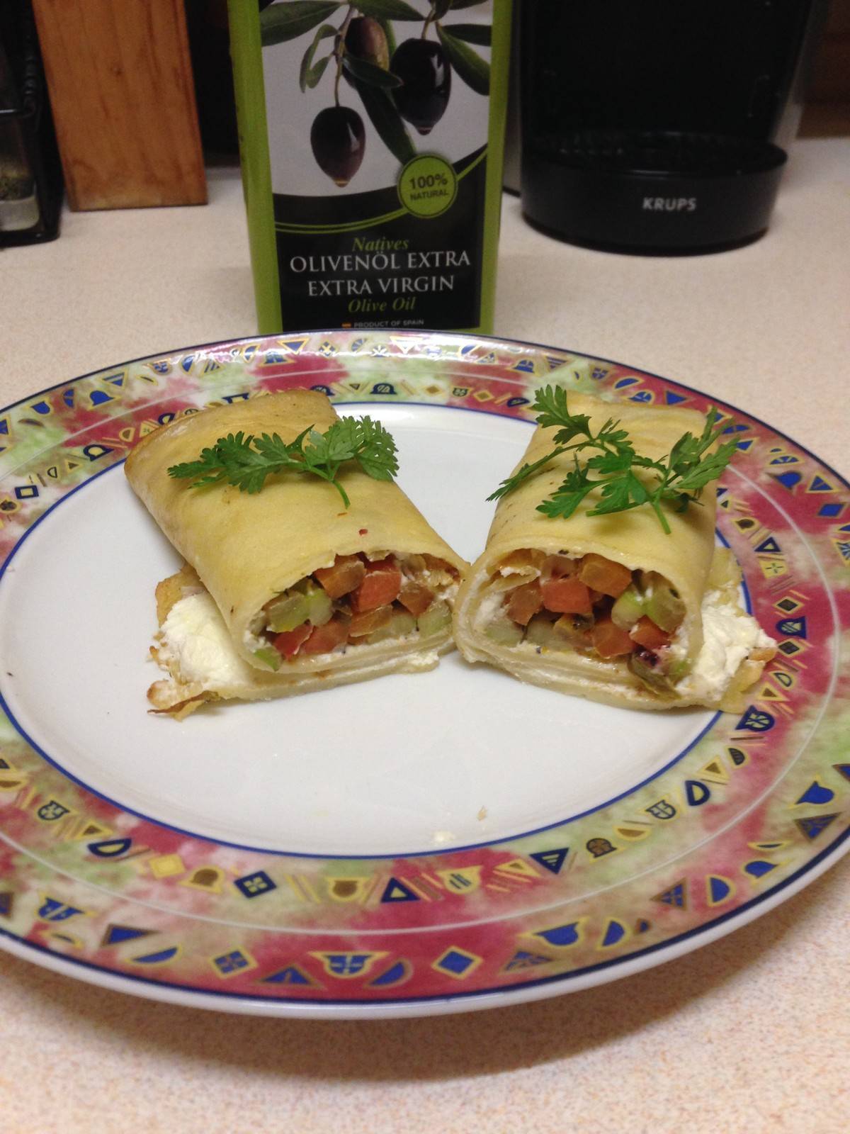 Gemüse-Frischkäse-Palatschinken Rezept - ichkoche.de Gemüse-Frischkäse-Palatschinken Rezept - ichkoche.de