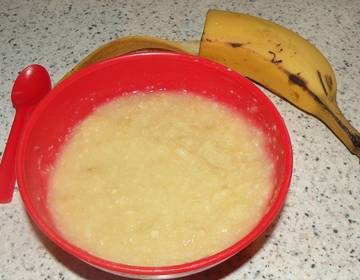 Hirsebrei mit Banane Hirsebrei mit Banane