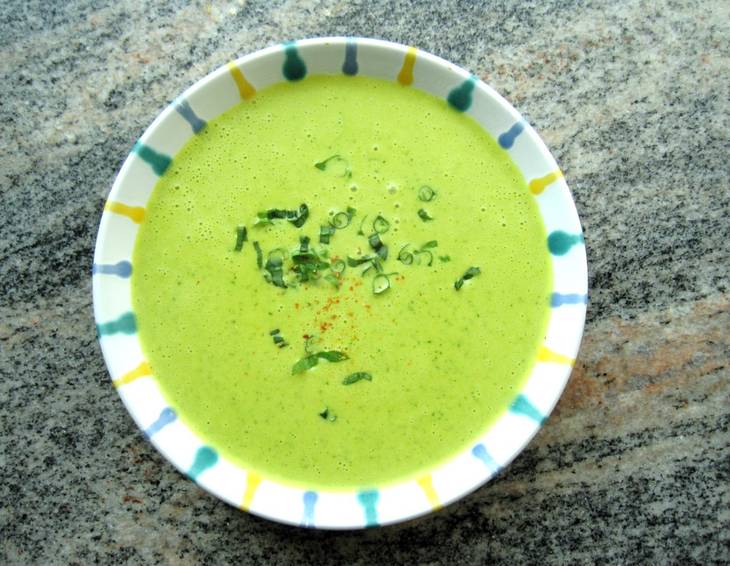 Bärlauch-Curry-Suppe mit Ingwer und Kokos