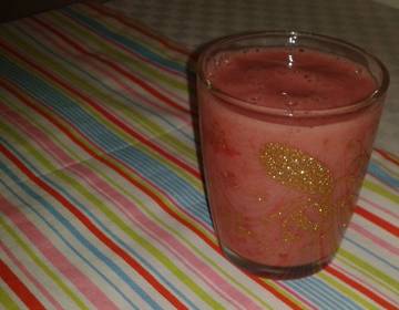 Bananen-Erdbeer-Smoothie