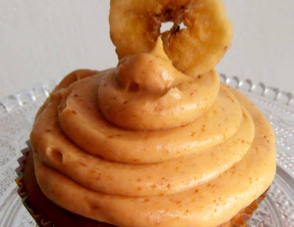 Bananen-Erdnussbutter-Cupcakes Bananen-Erdnussbutter-Cupcakes