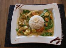 Putencurry mit Banane Putencurry mit Banane