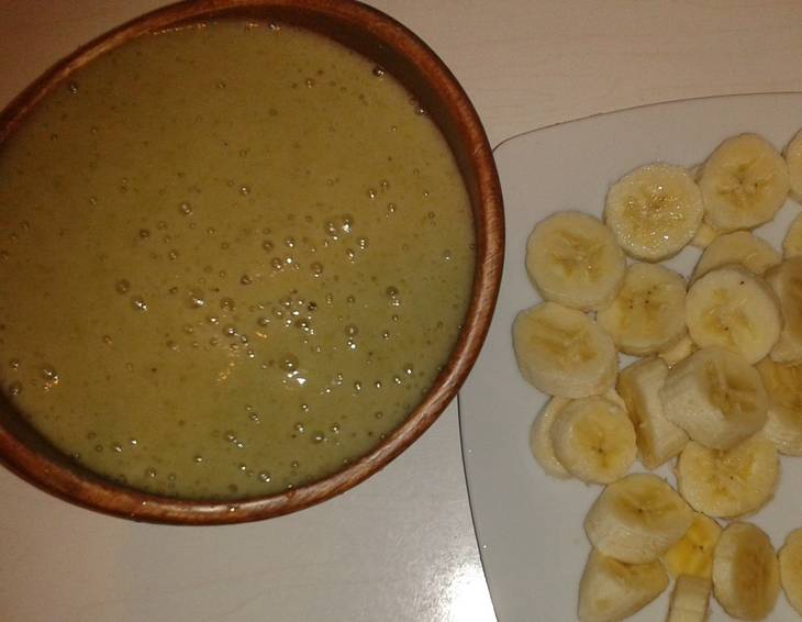 Lockere Bananen-Salat-Suppe