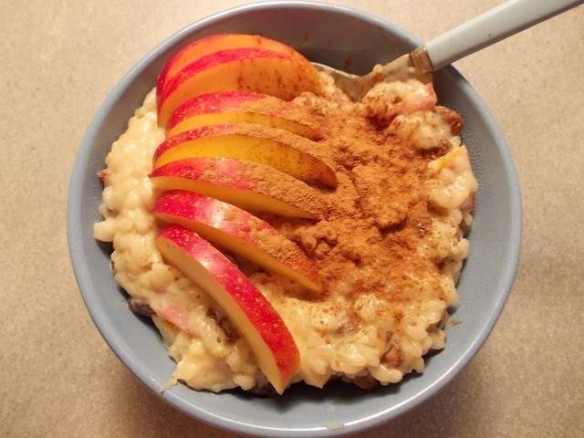 Vanille-Milchreis mit Apfel und Zimt Rezept - ichkoche.ch Vanille-Milchreis mit Apfel und Zimt Rezept - ichkoche.ch