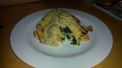 Überbackene Spinat-Feta-Palatschinken Rezept - ichkoche.de