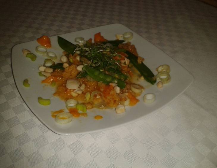 Oranger Linsen Salat mit Mango und Kresse Oranger Linsen Salat mit Mango und Kresse